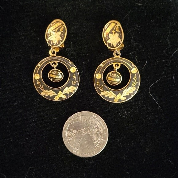 Spanish Damascene Dangle Circle Black Gold Inlaid Earrings Flowers Feathers - Picture 7 of 7